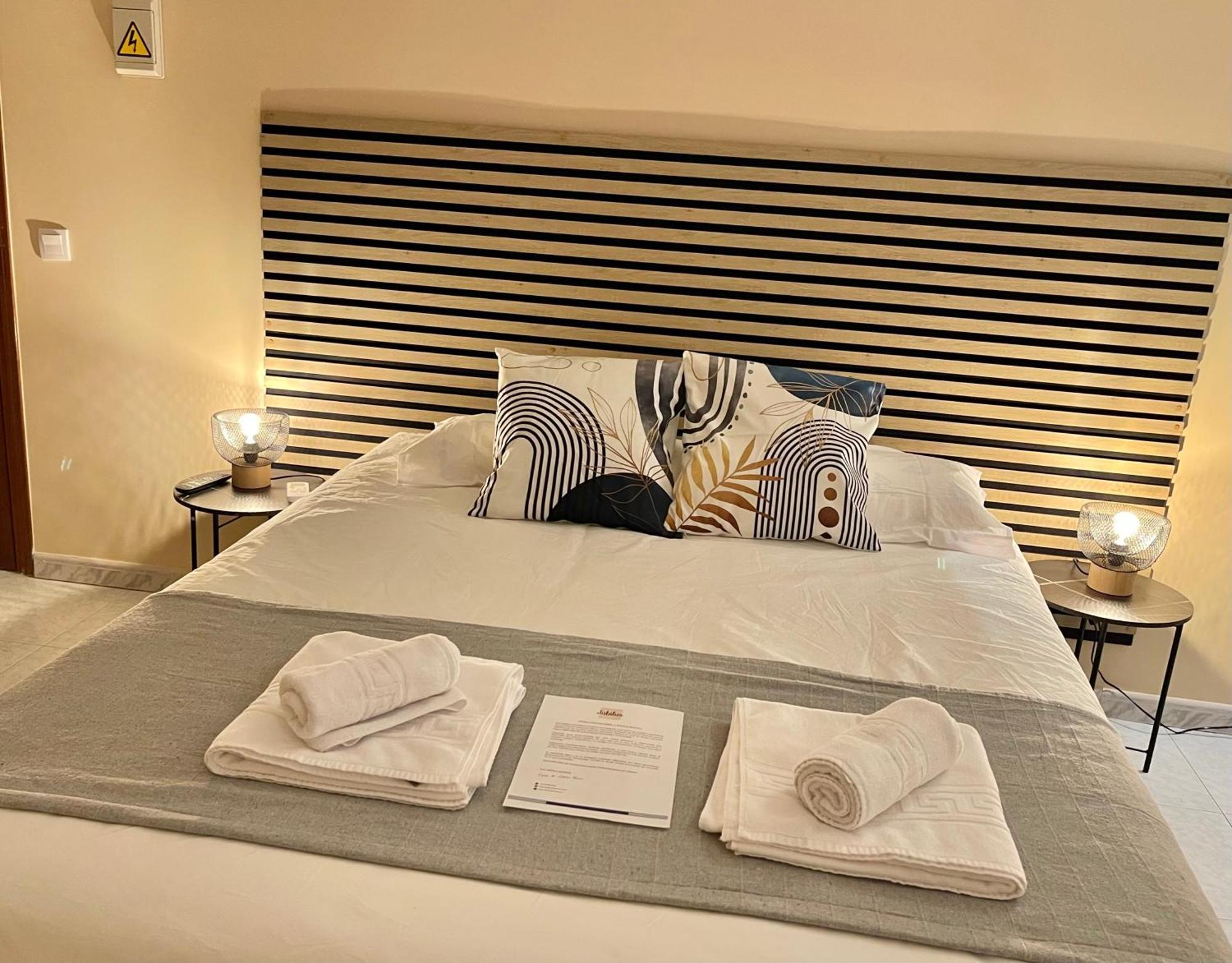Jubilus Rooms โตเลโด ภายนอก รูปภาพ