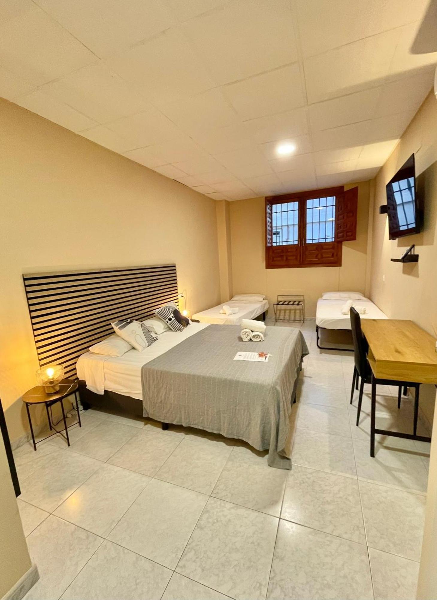 Jubilus Rooms โตเลโด ภายนอก รูปภาพ