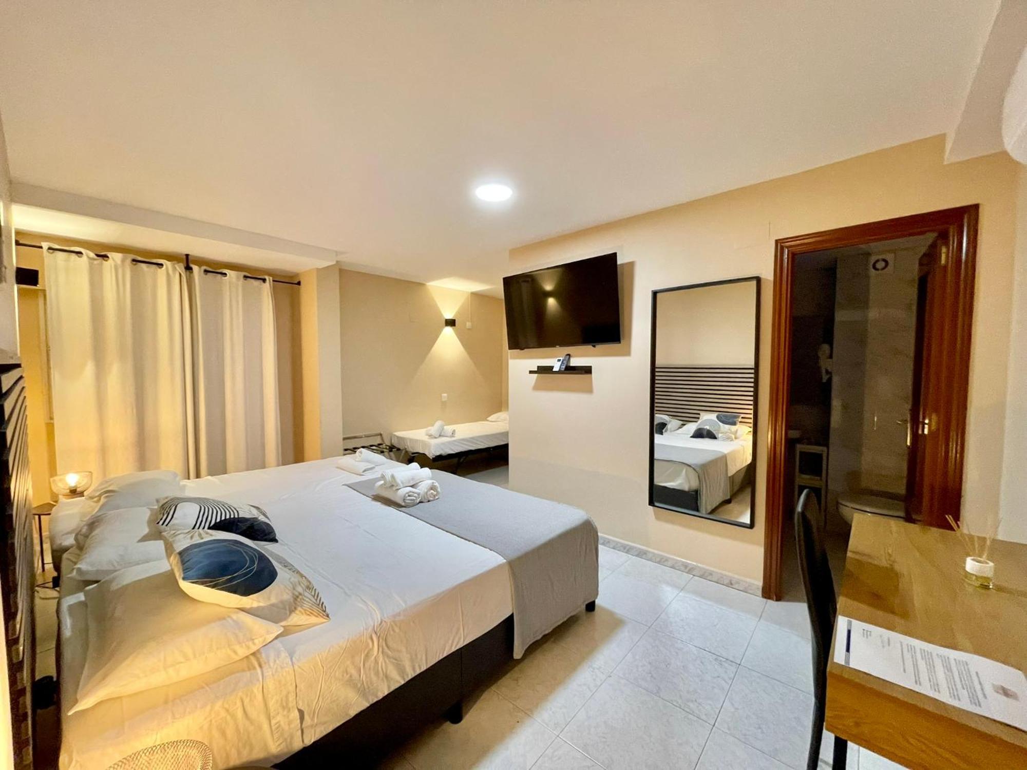 Jubilus Rooms โตเลโด ภายนอก รูปภาพ